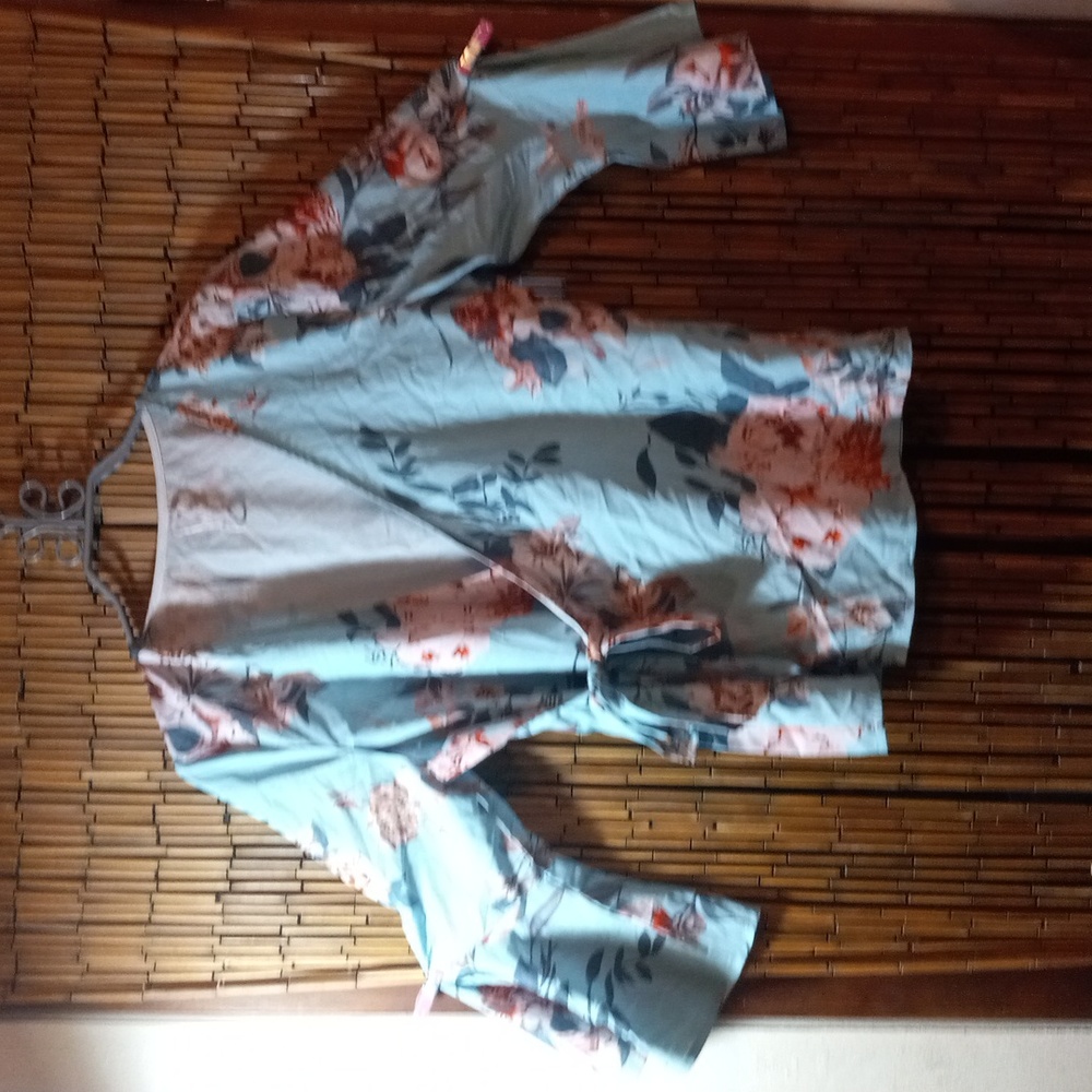 Size L wrap around blouse.